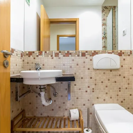 Charming And Centrally Located In Sunny By Lisbeyond Portimao