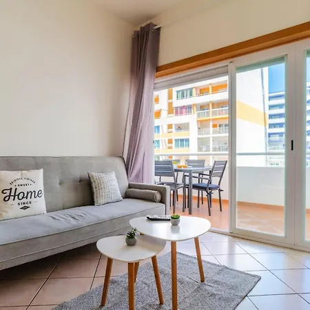 Apartment Charming And Centrally Located In Sunny By Lisbeyond Portimao